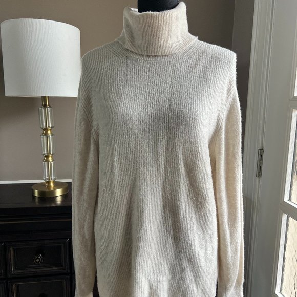 Banana Republic Sweaters - BANANA Republic Cream Soft, Loose Turtleneck Sweater, Size Large
